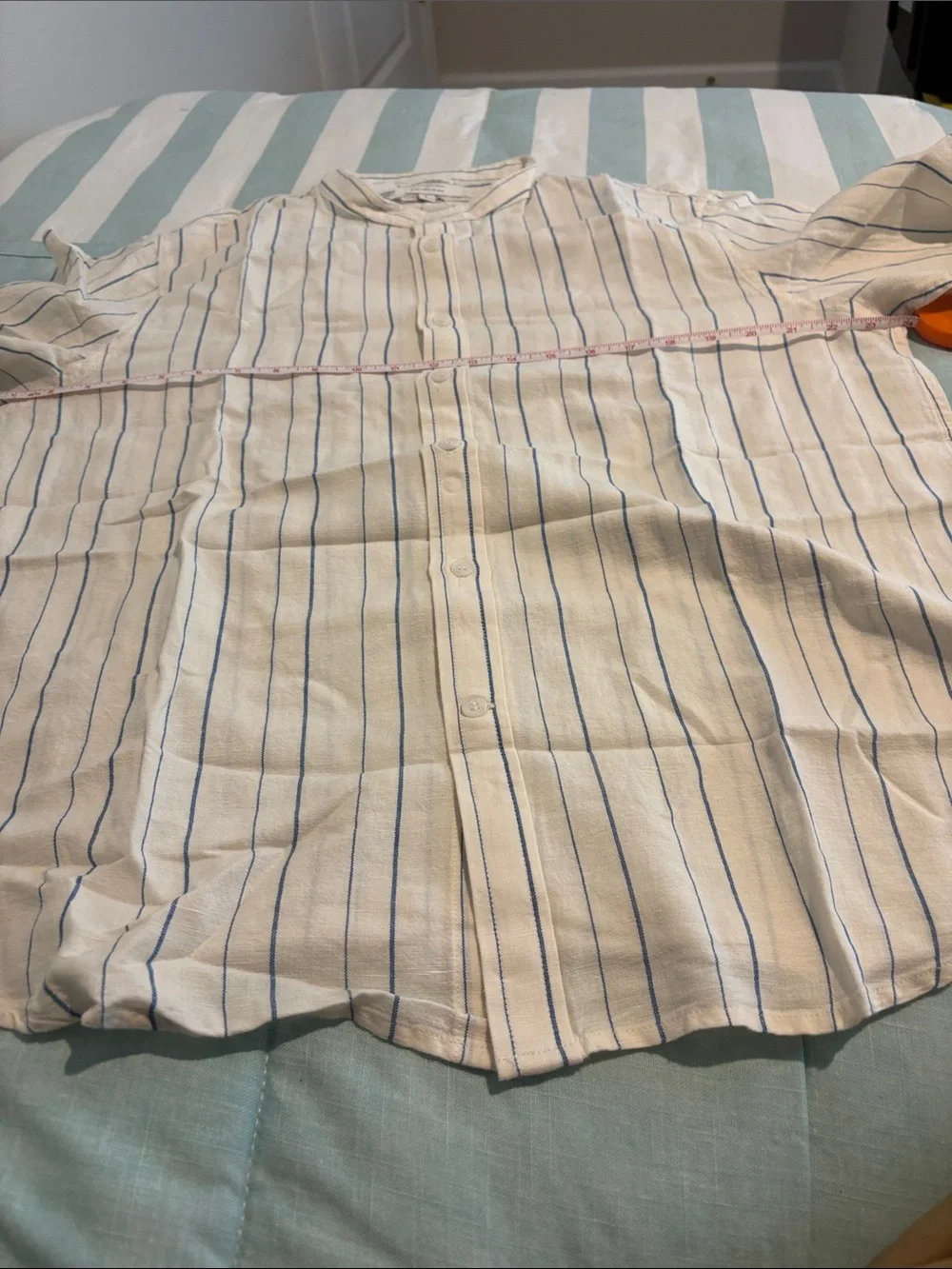 Banana Republic Men's Striped Button-Up Shirt - White with Blue Stripes large